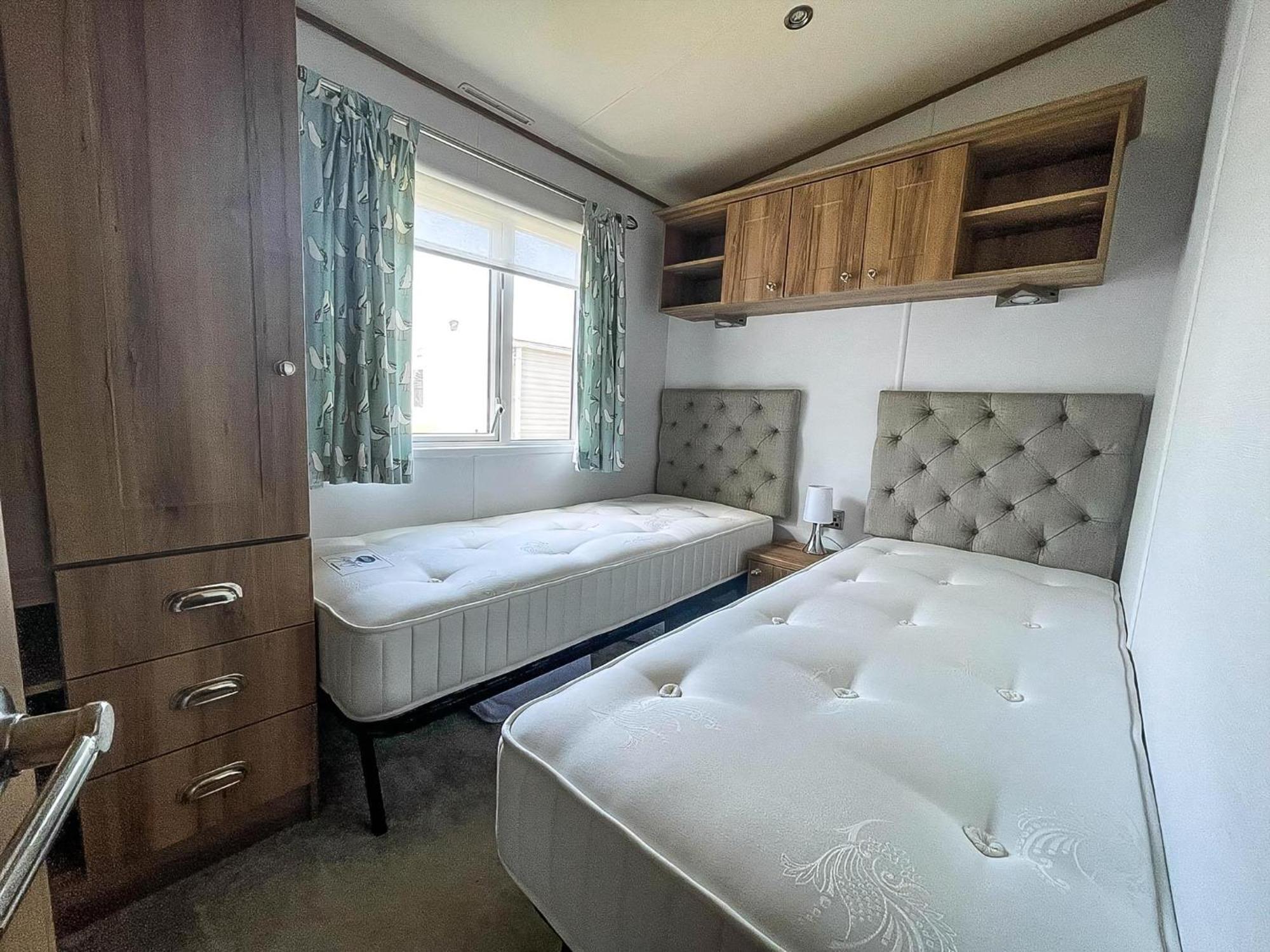 Beautiful Caravan With Decking At Carlton Meres Holiday Park, Suffolk Ref 60022M 삭스먼덤 외부 사진